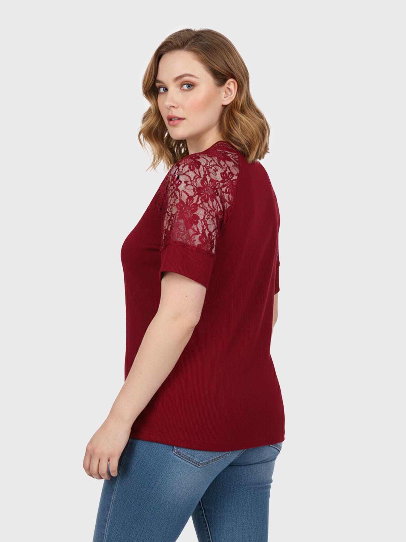 Lapa Plus Women's V-neck Patchwork Lace Short Sleeved Top