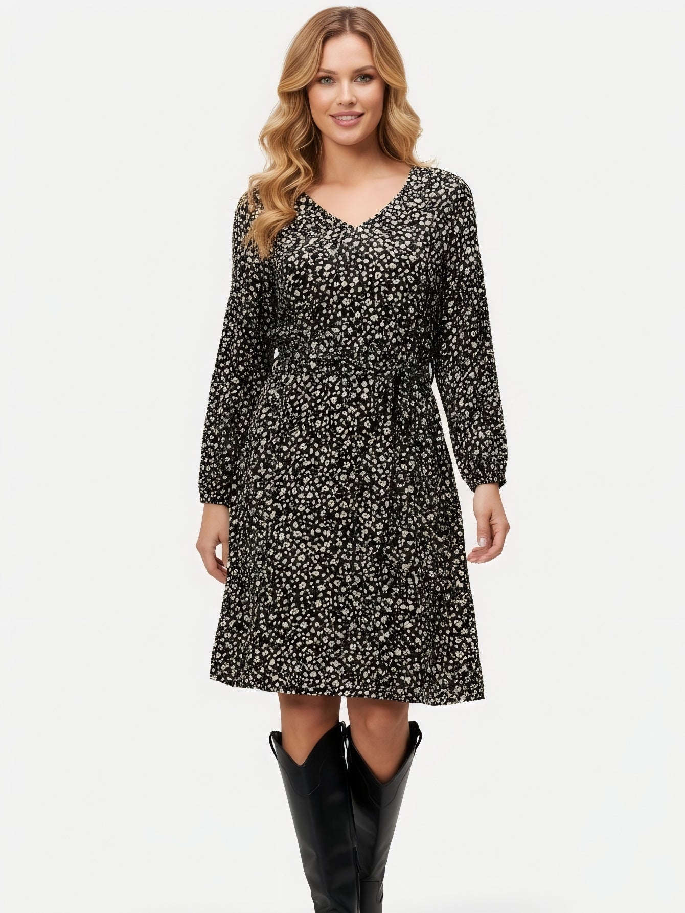 Lapa Plus Women's Floral Print Tie-Waist Dress