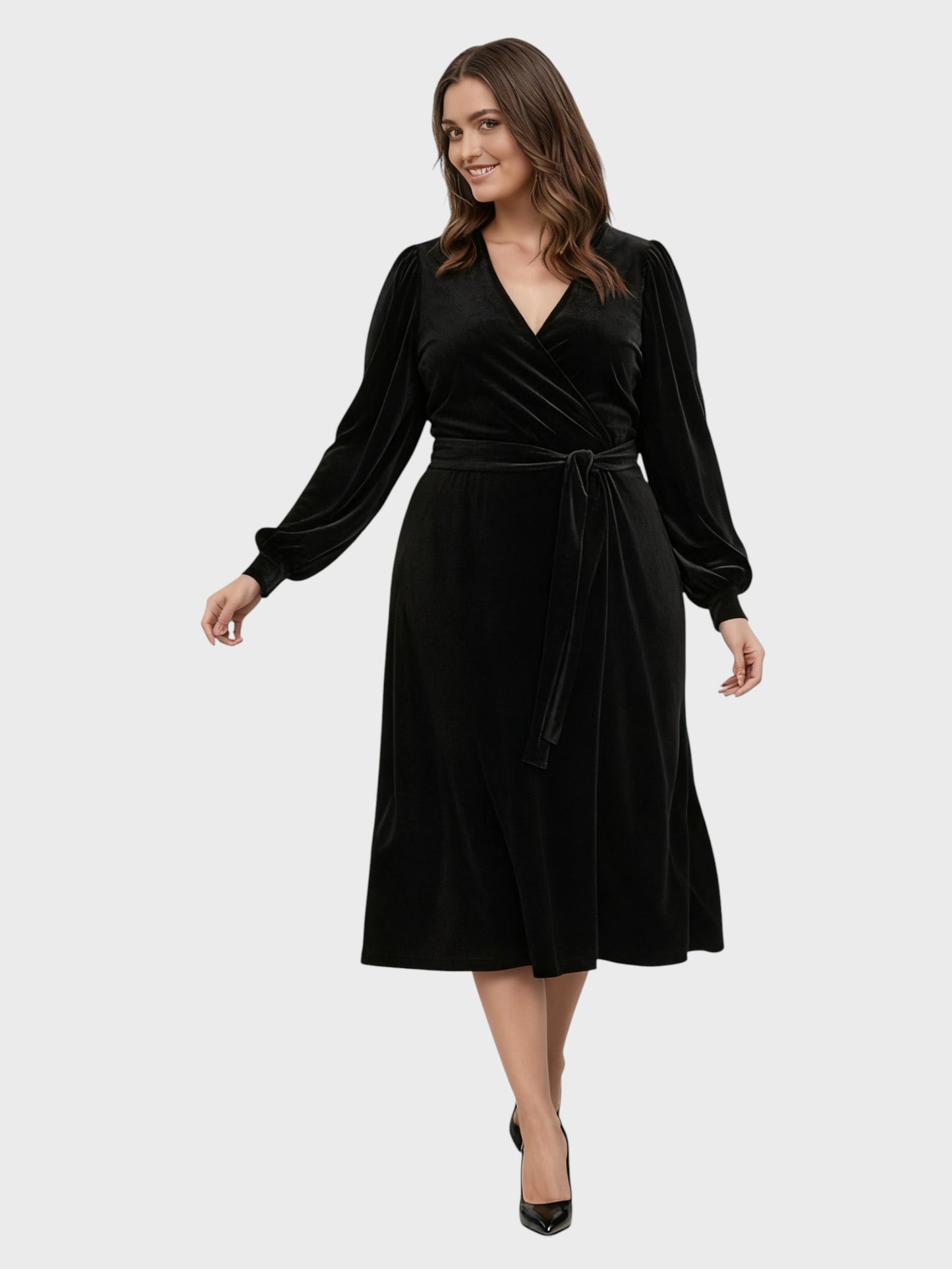 Lapa Plus Women's Velvet Tie-Waist Dress