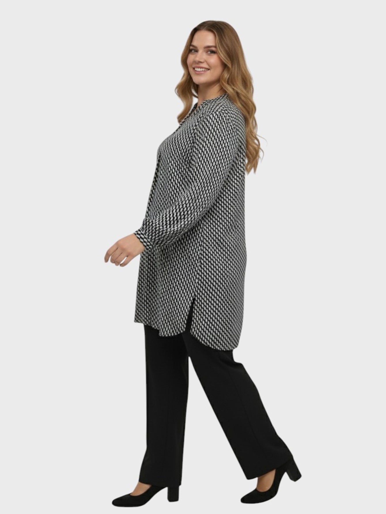 Lapa Plus Women's Casual Oversized Blouse For Outerwear