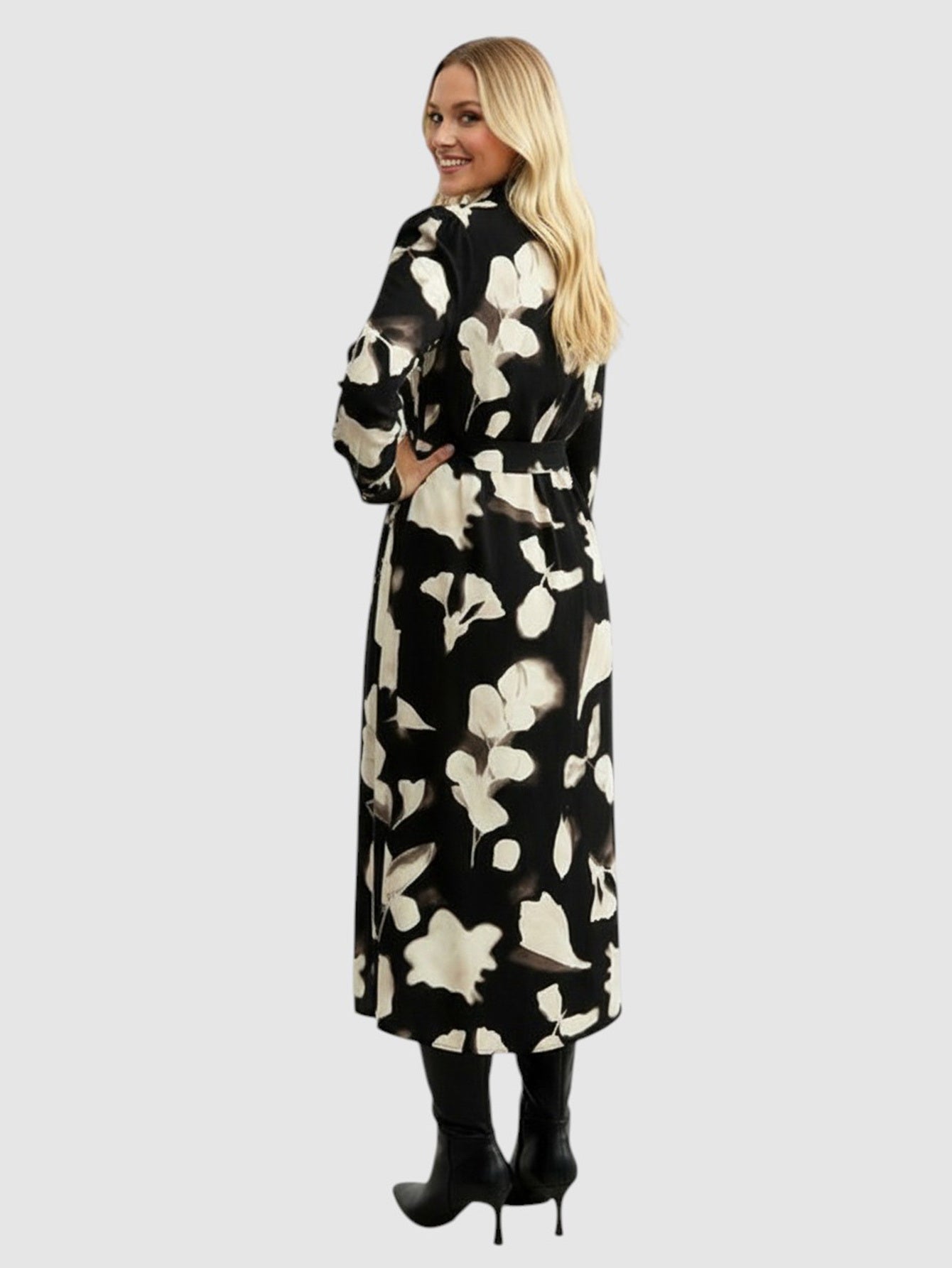 Lapa Plus Women's Black and White Printed Dress