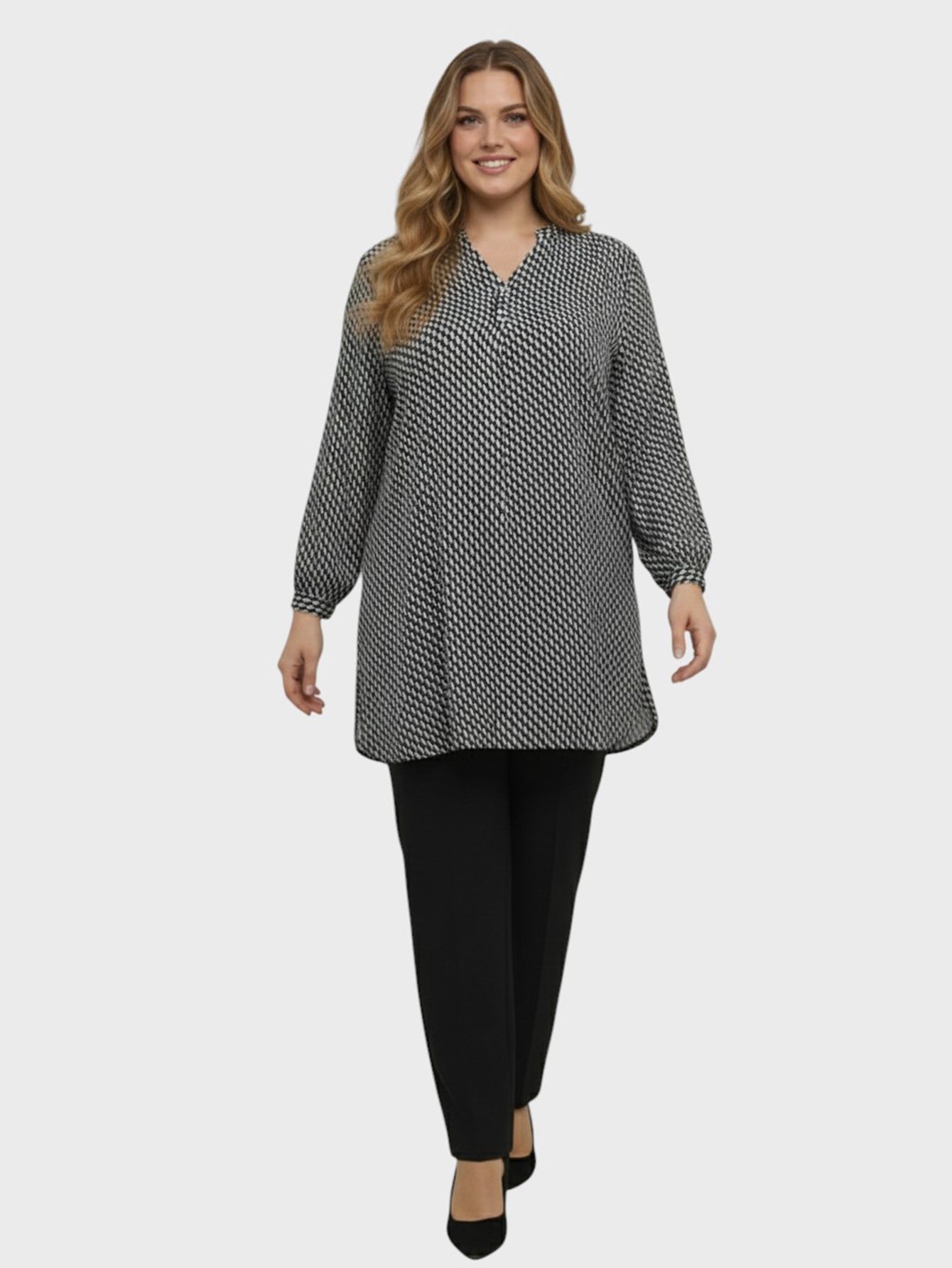 Lapa Plus Women's Casual Oversized Blouse For Outerwear