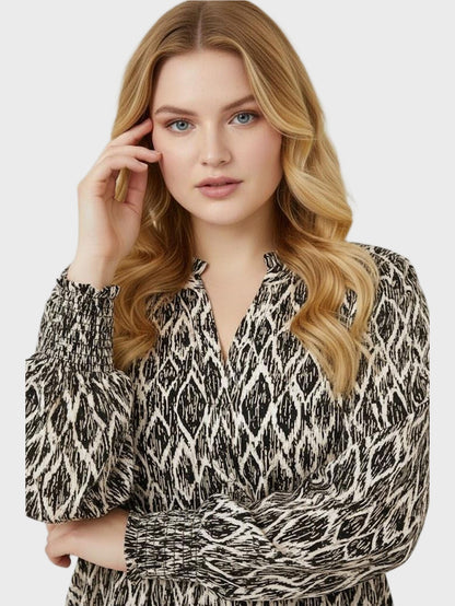 Lapa Plus Women's Abstract Geometric Print Side Slit Maxi Dress