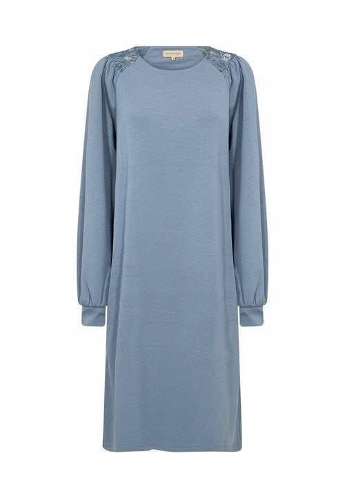 Lapa Plus Women's Straight Dress with Lace-Trimmed Shoulders