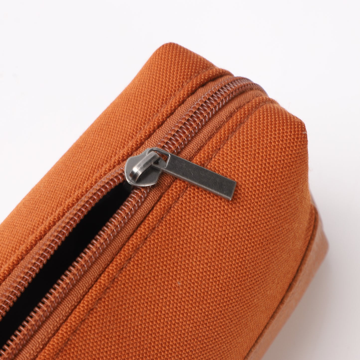 Lapa Plus Women's brand splash-proof travel and business travel carrying bag for storing toiletries and cosmetics