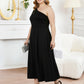 Lapa Plus Women's Elegant Sloping Shoulder Black Dress